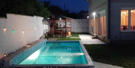 Shitet Shtëpia në Mat Afër Kolegjit Millenium