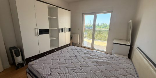 Banes Komode me Qira në Rrugën B te Viva Fresh Store