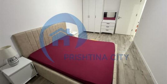 Banes me Qira në Rrugën C Te Restorant Te Pula
