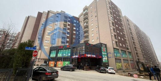 Shitet Banesa në Rr. Muharrem Fejza te Super Viva 2