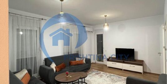 Banes Komode me Qira te Qafa