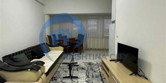 Banes Komode me Qira ne Rr. Nazim Gafurri Afër Qendrës