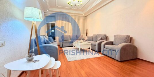 Banes Komode me Qira në Arbëri