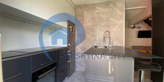 Banes Komode me Qira në Bregun e Diellit Përball Royal Mallit