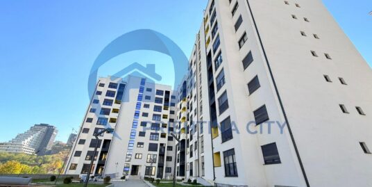 Shitet Garsonierë në Mat