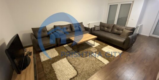 Banes Komode me Qira në Rrugën B